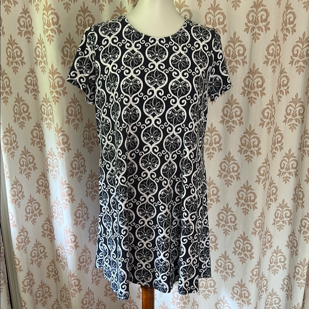 Crown & Ivy short swing Patterned Dress M